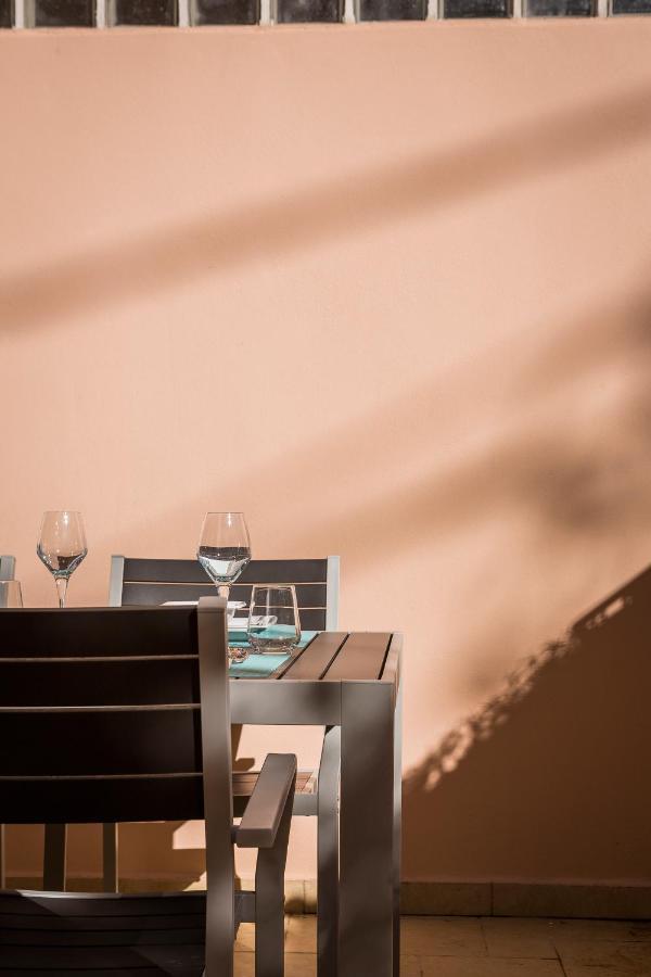 Apartment Lilly, Apartment With Communal Pool, 10 Meters From Sea Sami  Exteriér fotografie